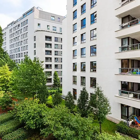 Bitwy Warszawskiej Apartment *