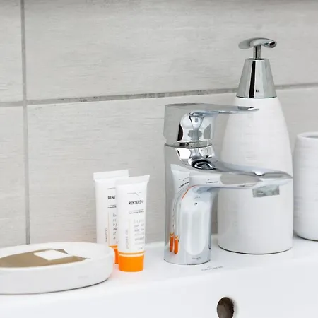 Bitwy Warszawskiej Apartment