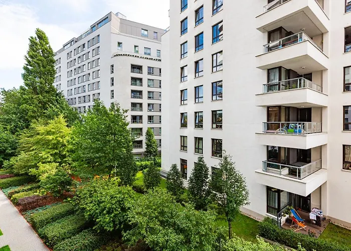 Bitwy Warszawskiej Apartment *